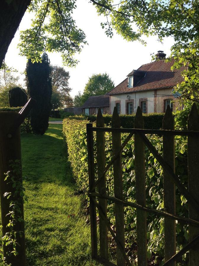 Le Rucher Bois-Normand-près-Lyre エクステリア 写真